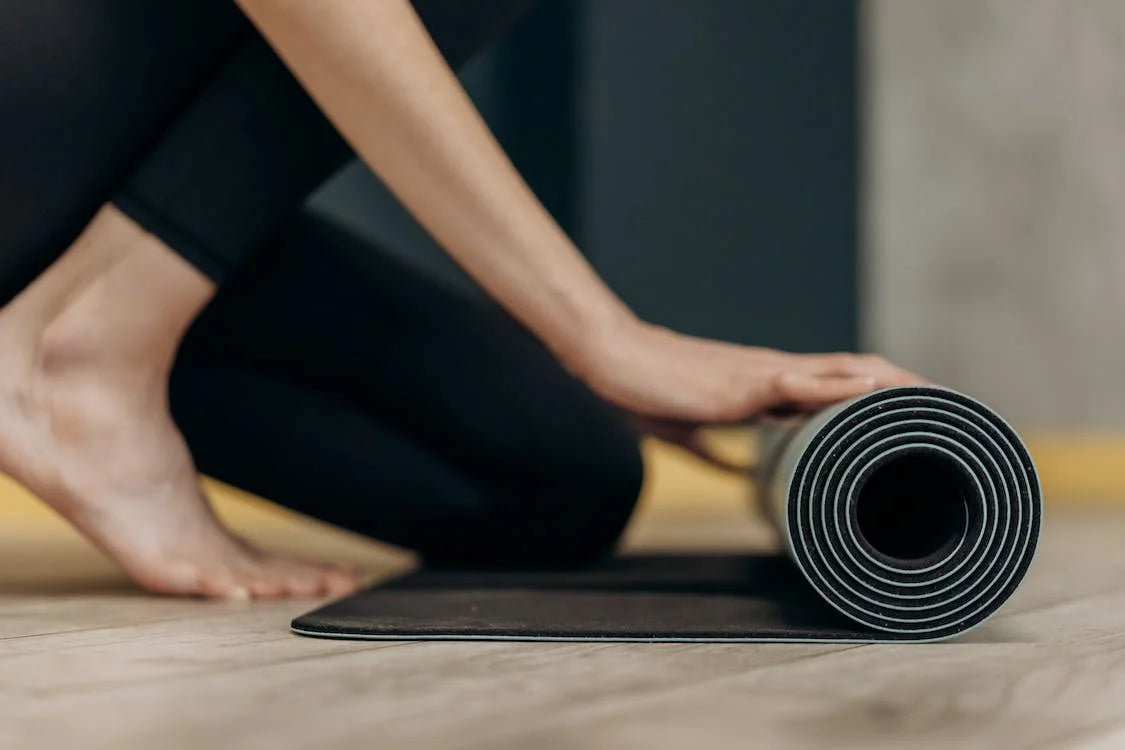 Yoga-Pilates-Gymnastikmatte, 183 x 61 x 0,6 cm, doppelte rutschfeste Oberfläche