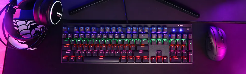 Aukey KM-G6 Mechanical Gaming Keyboard RGB Backlit Keys Blue Switch - Italian Layout 